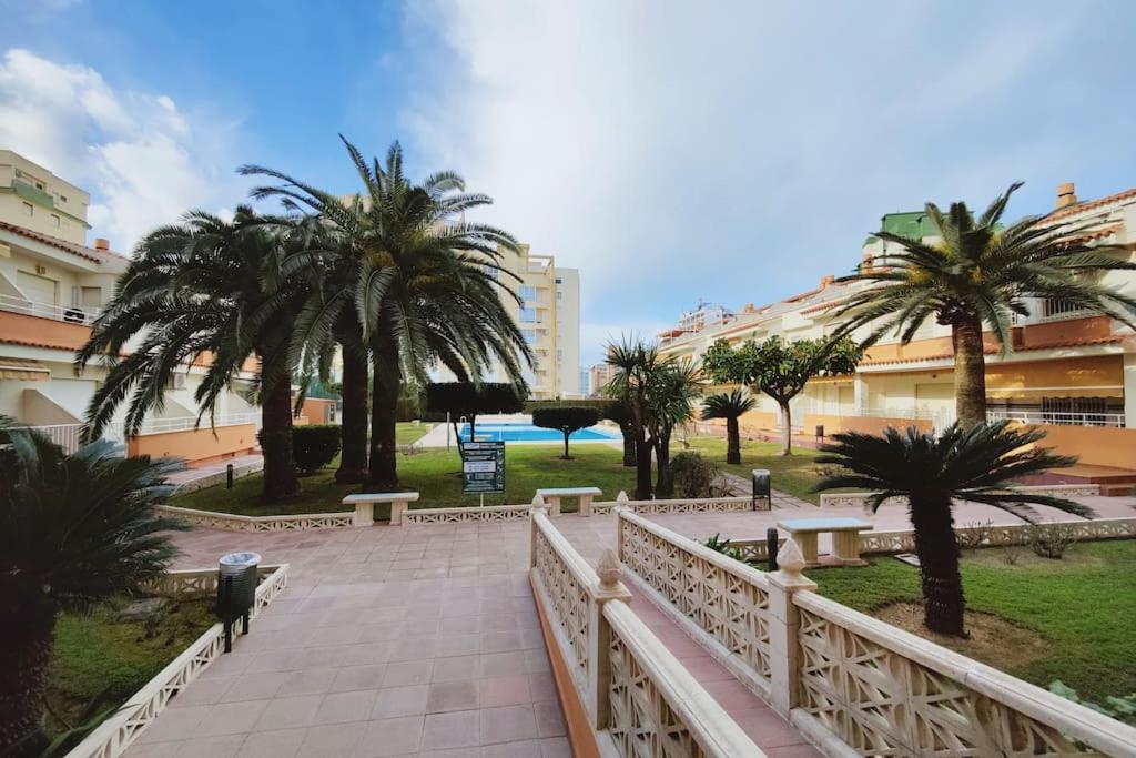 Playgandi Home Amplio Y Acogedor Apartamento Gandia Bagian luar foto