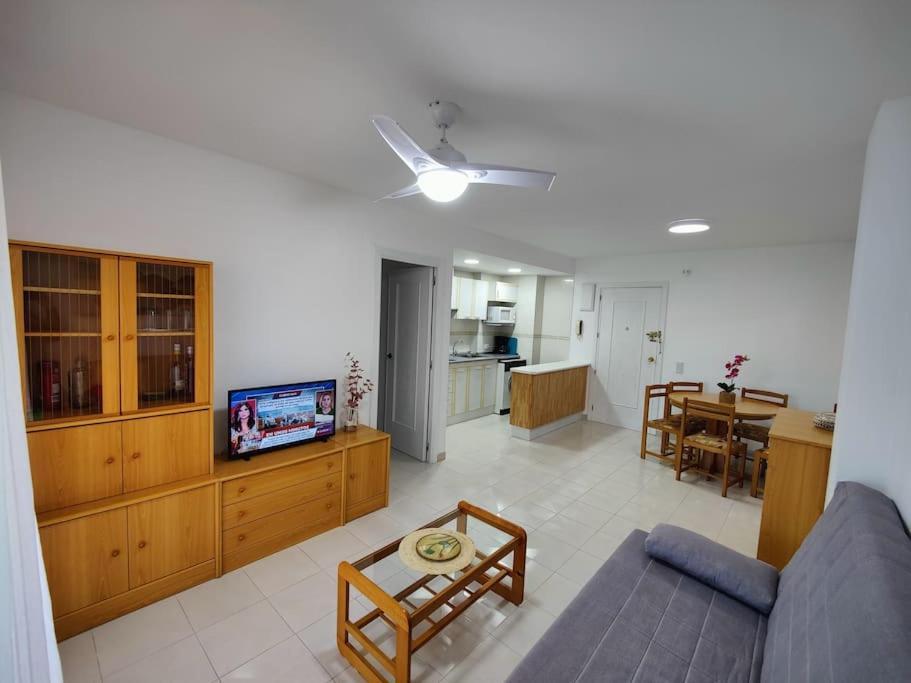 Playgandi Home Amplio Y Acogedor Apartamento Gandia Bagian luar foto